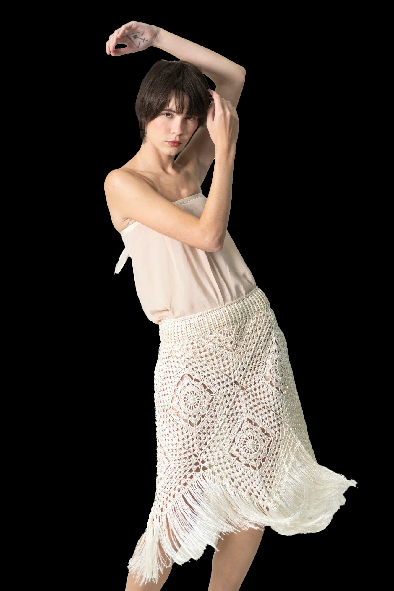 Saia off white crochê