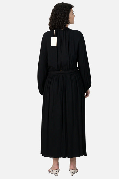 Vestido Preto Detalhe Cris Barros