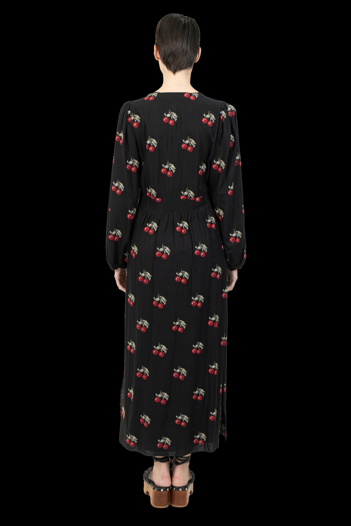Vestido Preto Bordado