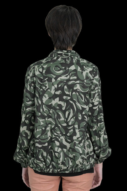 Jaqueta camuflada detalhe Garimpo Adda