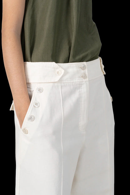 Calça Off Detalhe NK