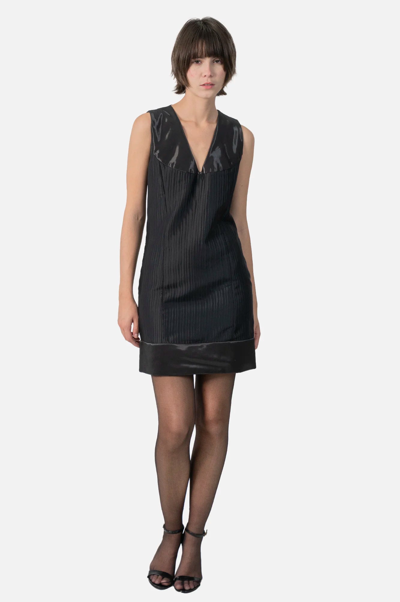 Vestido Preto Detalhe