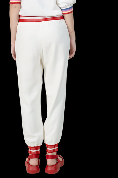 Calça Off Detalhe NK