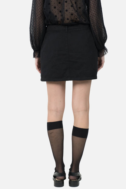Short Preto Detalhe Talie NK