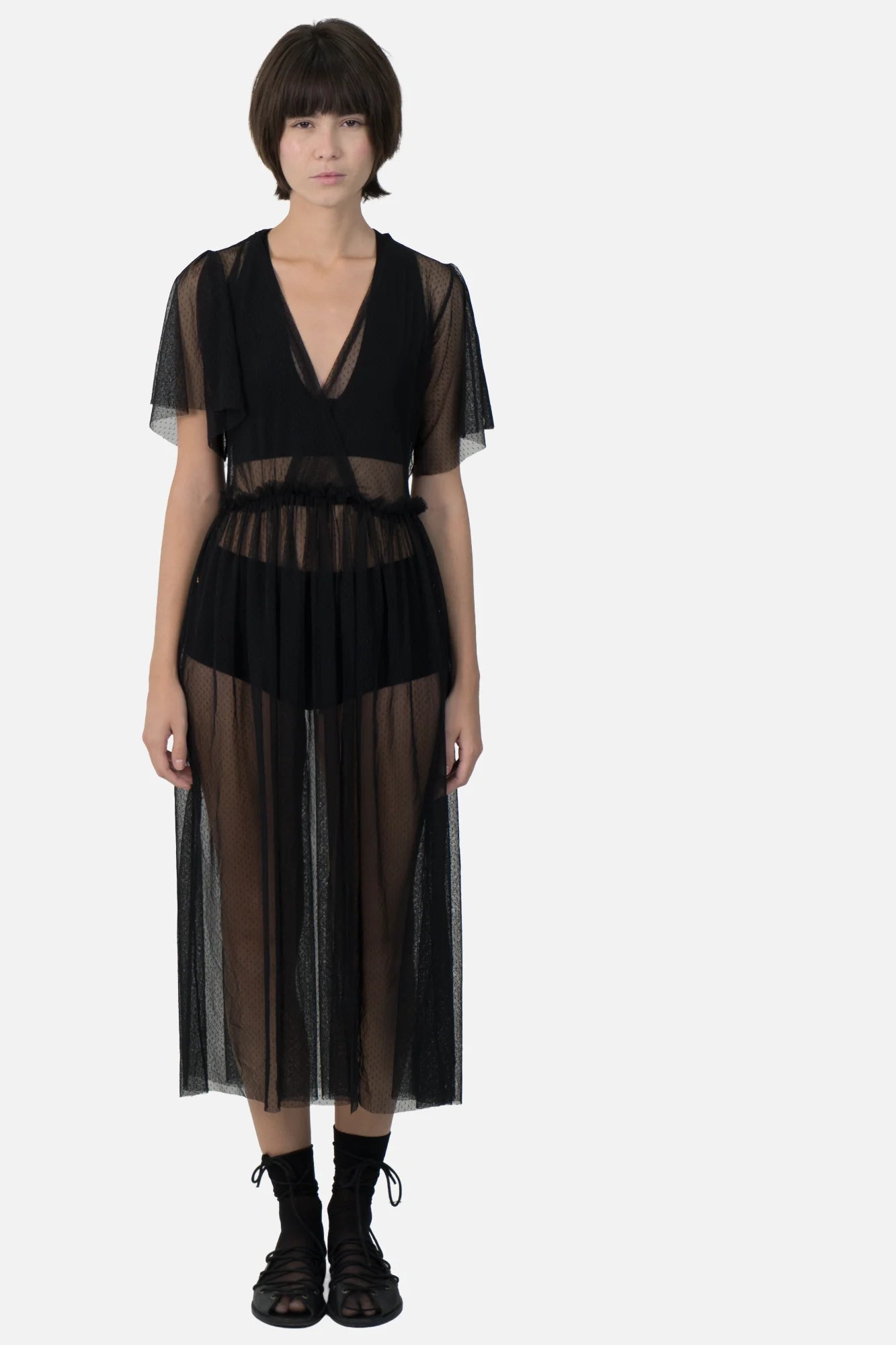 Vestido Preto Detalhe