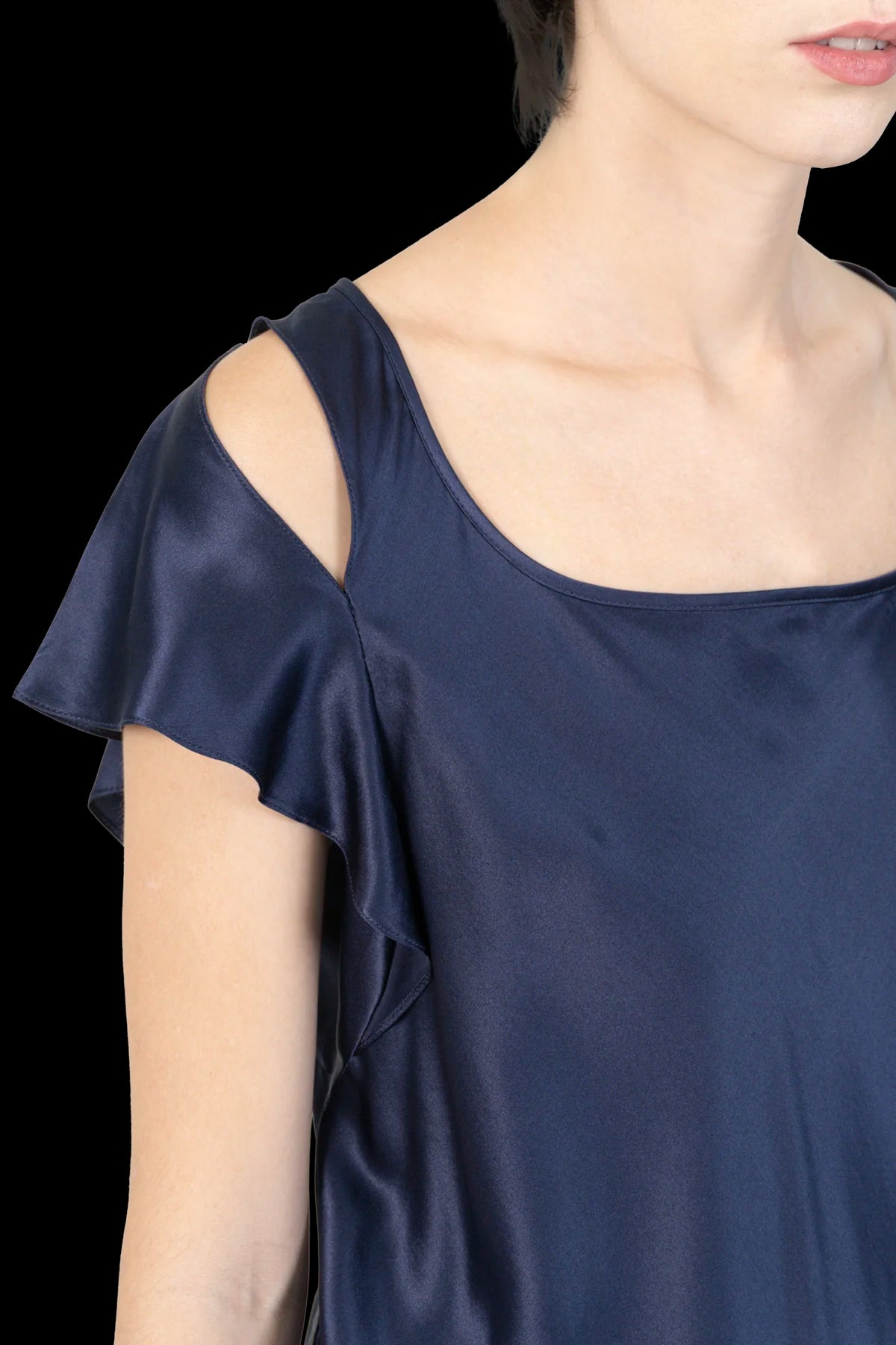 Blusa azul cetim