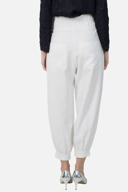 Calça Branca Detalhe Garimpo Adda