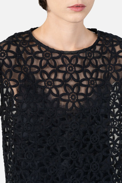 Blusa Preta Bordada Mixed