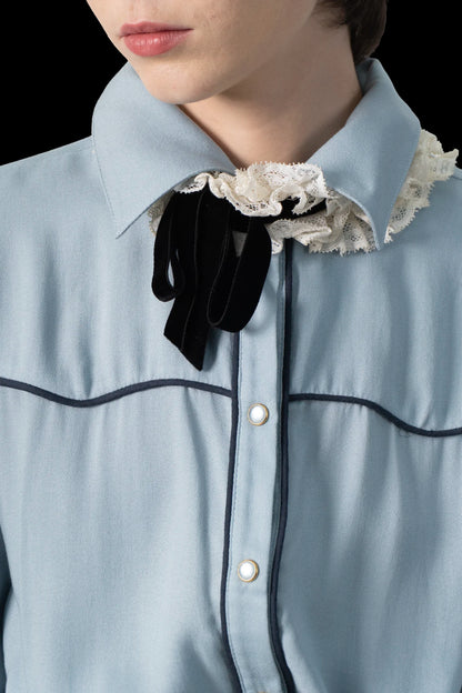 Camisa Azul Detalhe Cris Barros
