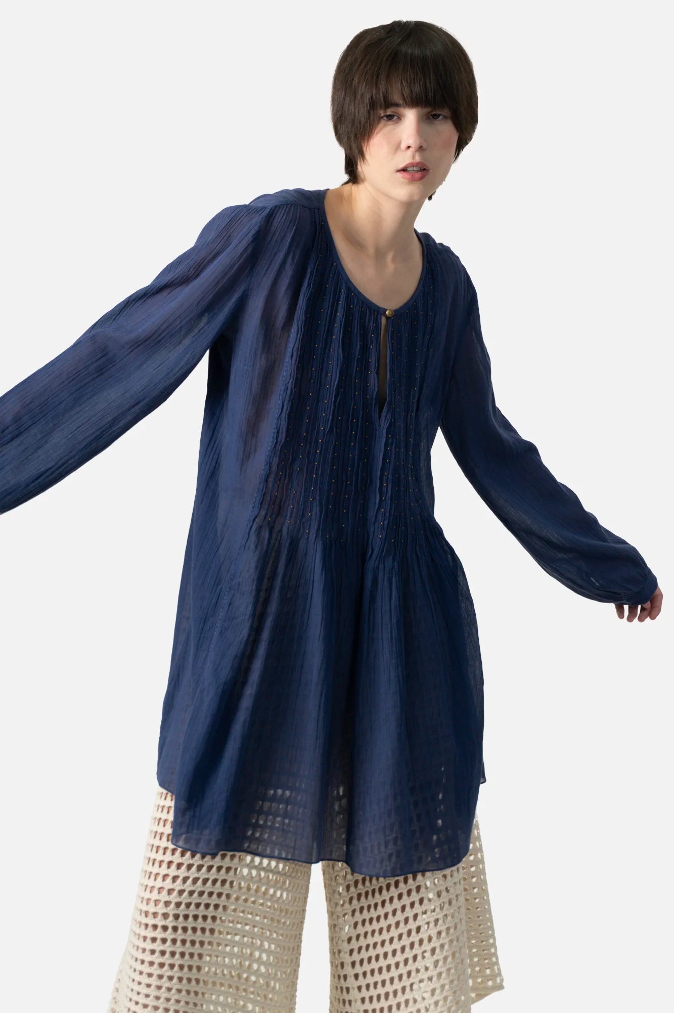 Blusa Azul Detalhe