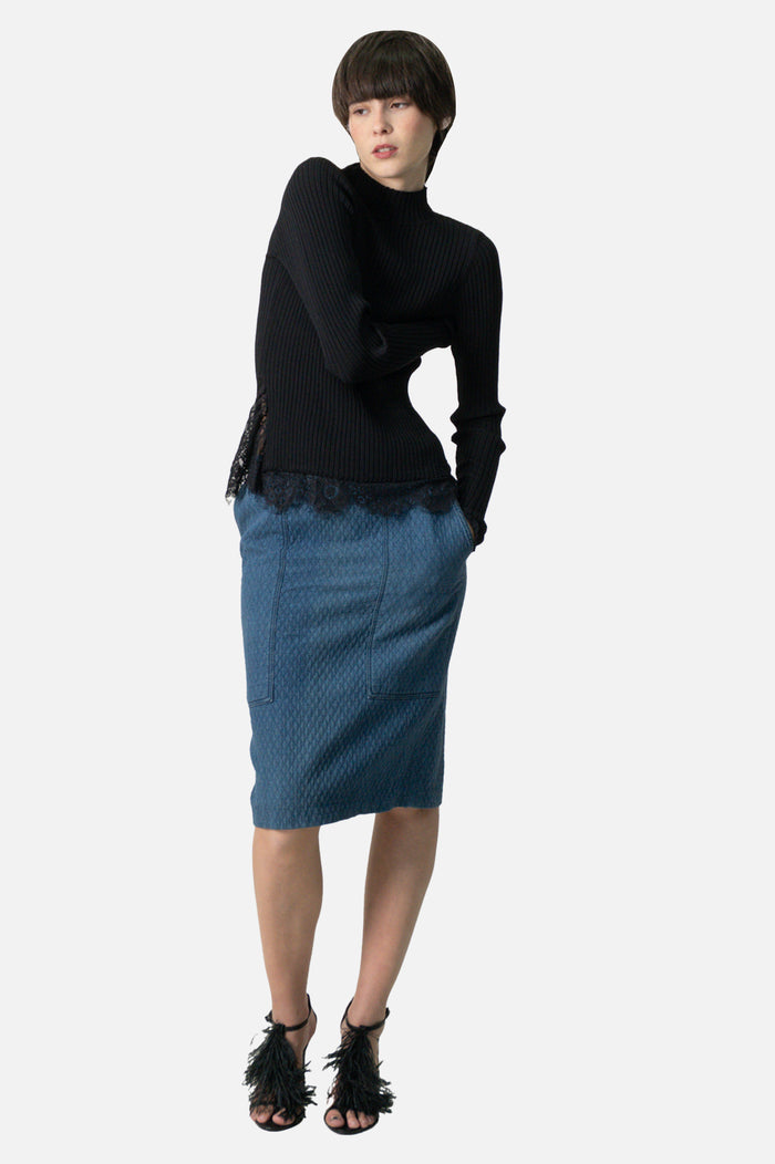 Blusa Preta Detalhe