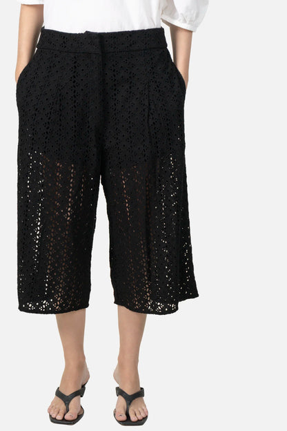 Calça Preta Renda Garimpo Adda