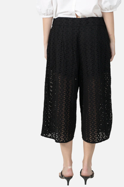 Calça Preta Renda Garimpo Adda