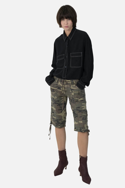 Bermuda Camuflada Detalhe Garimpo Adda