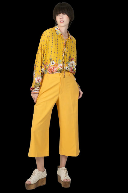 Calça Amarela Textura Garimpo Adda