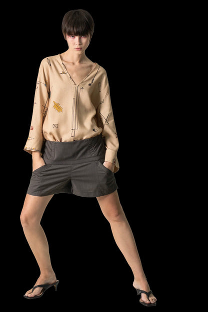 Short Cinza Detalhe Cris Barros