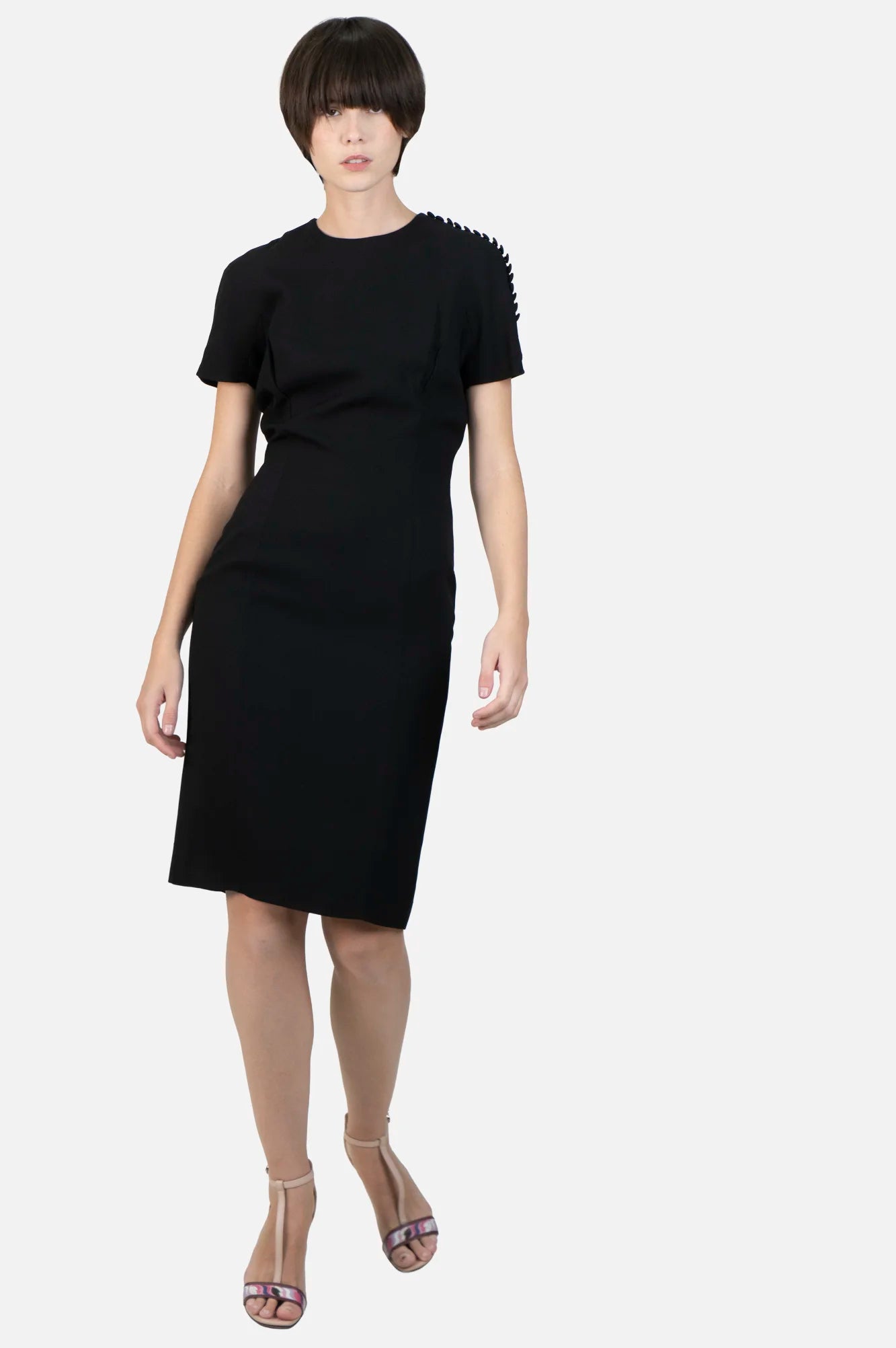 Vestido Preto Detalhe