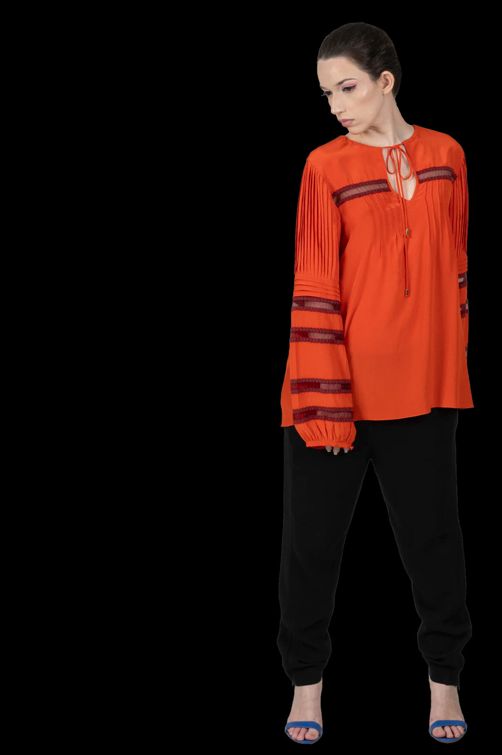 Bata Laranja Detalhe