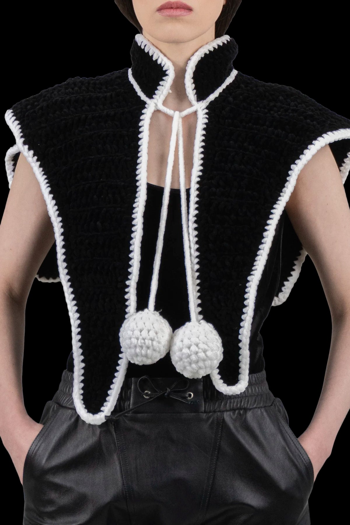 Colete Bicolor Croche ONG VALADARES