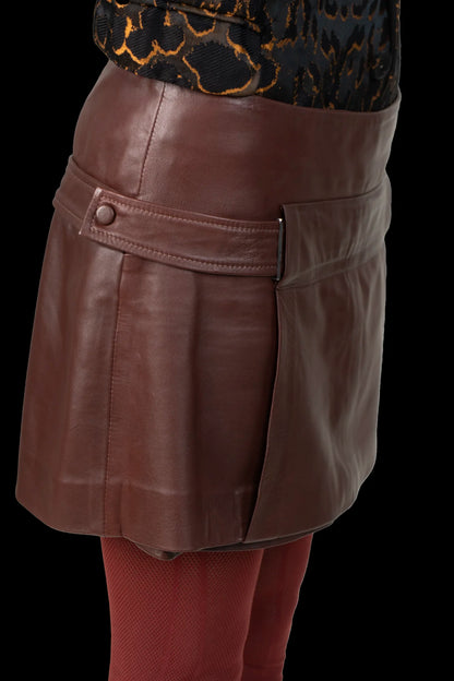 Saia Short Couro Cris Barros