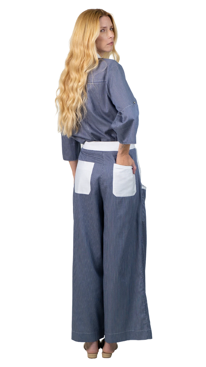 Calça Listrada Detalhe