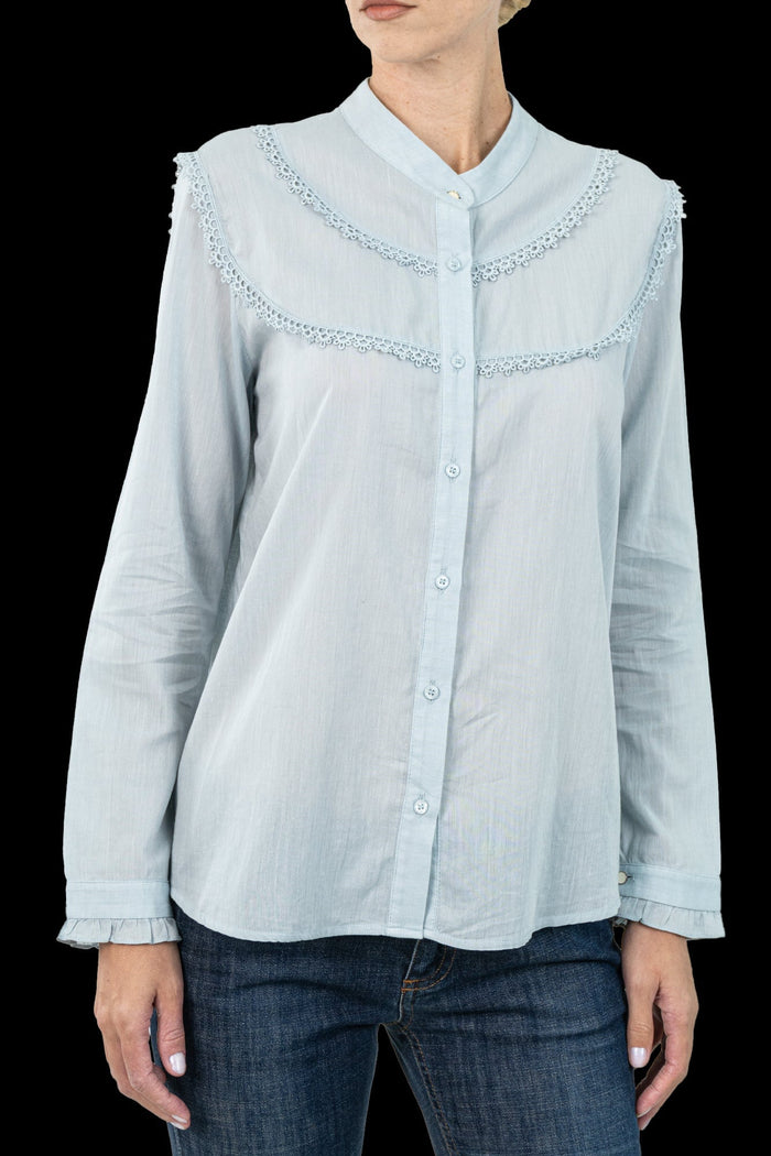 Camisa Azul Detalhe Camisa Carol Bassi