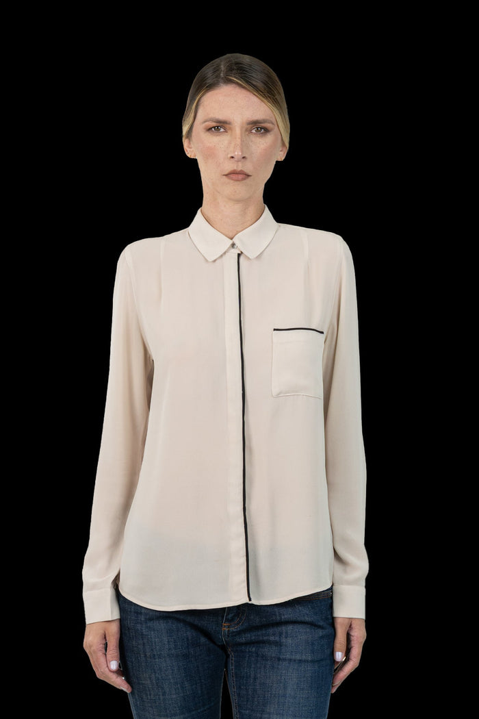 Camisa Nude Detalhe Camisa Leeloo