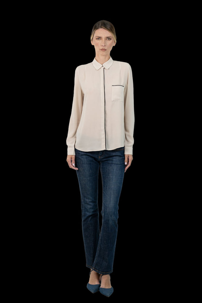 Camisa Nude Detalhe Camisa Leeloo