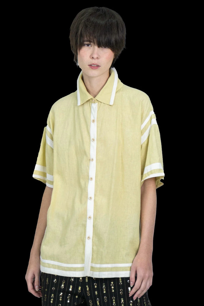 Camisa Verde Detalhe camisa CRIS BARROS