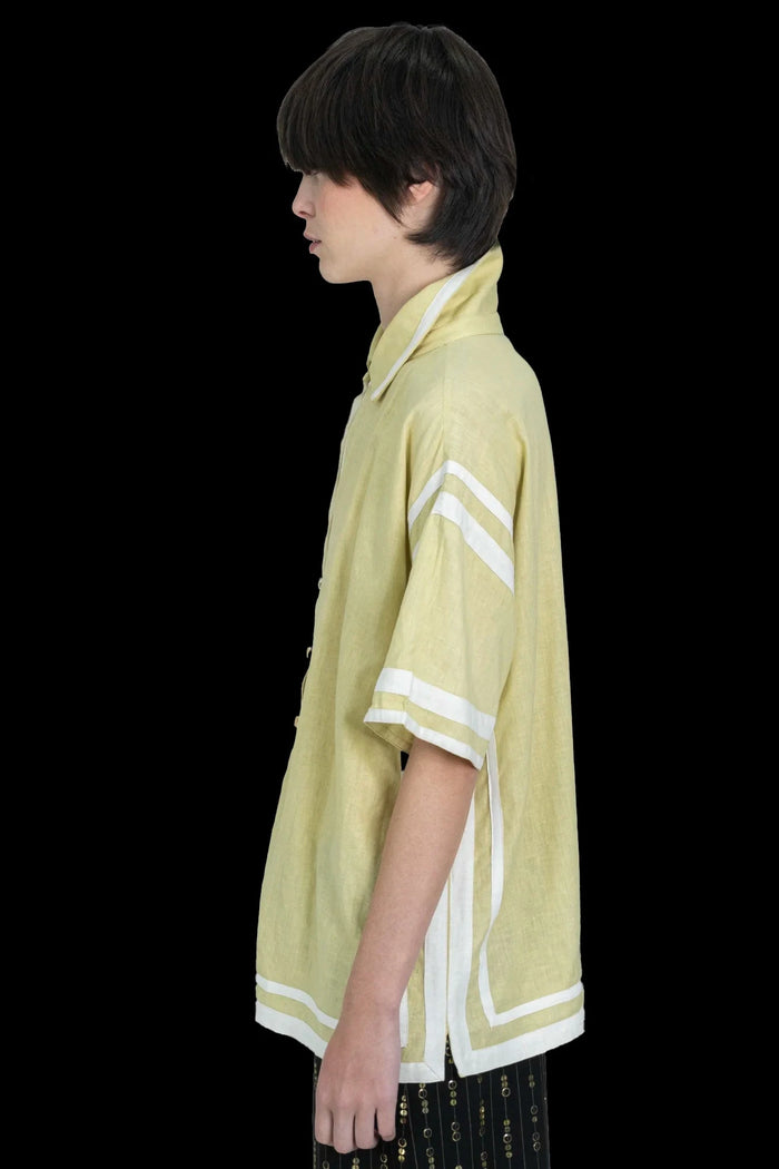 Camisa Verde Detalhe camisa CRIS BARROS