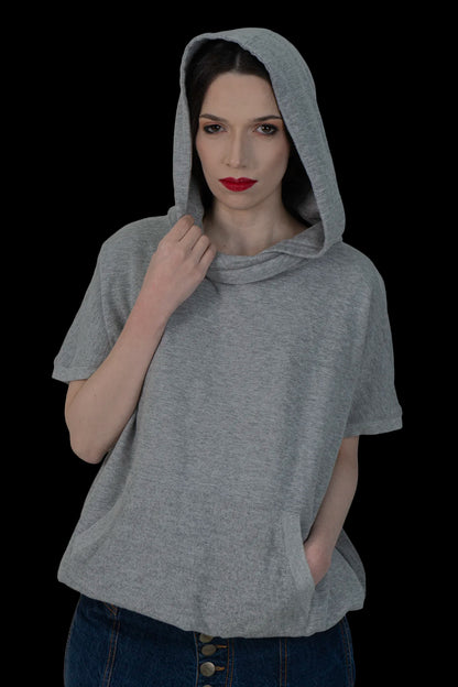 Blusa Cinza Capuz Cris Barros