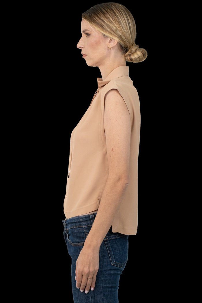 Camiseta Nude Detalhe Camiseta Maria Filó