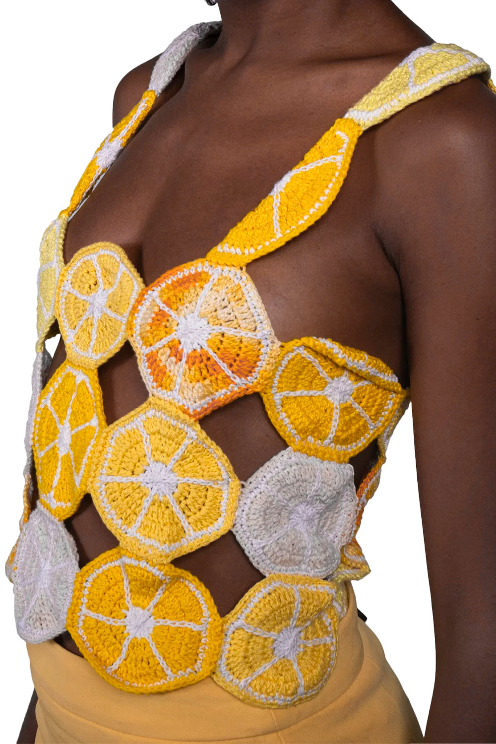 Camiseta Amarela Crochê